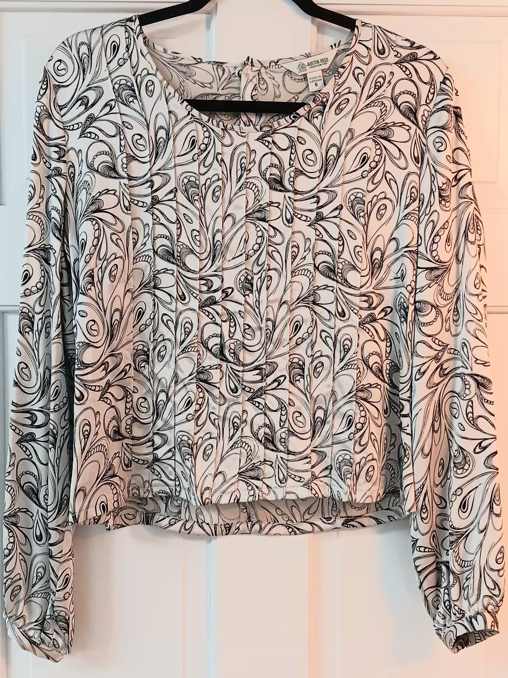 100% SILK Austin Reed Quiet Luxury Paisley Gathered-Front Blouse